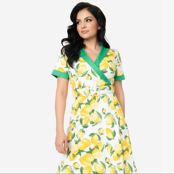 UNIQUE VINTAGE Lemon Print Swing Dress